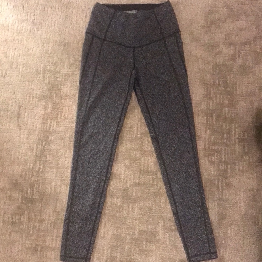 Victoria’s Secret Sport legging